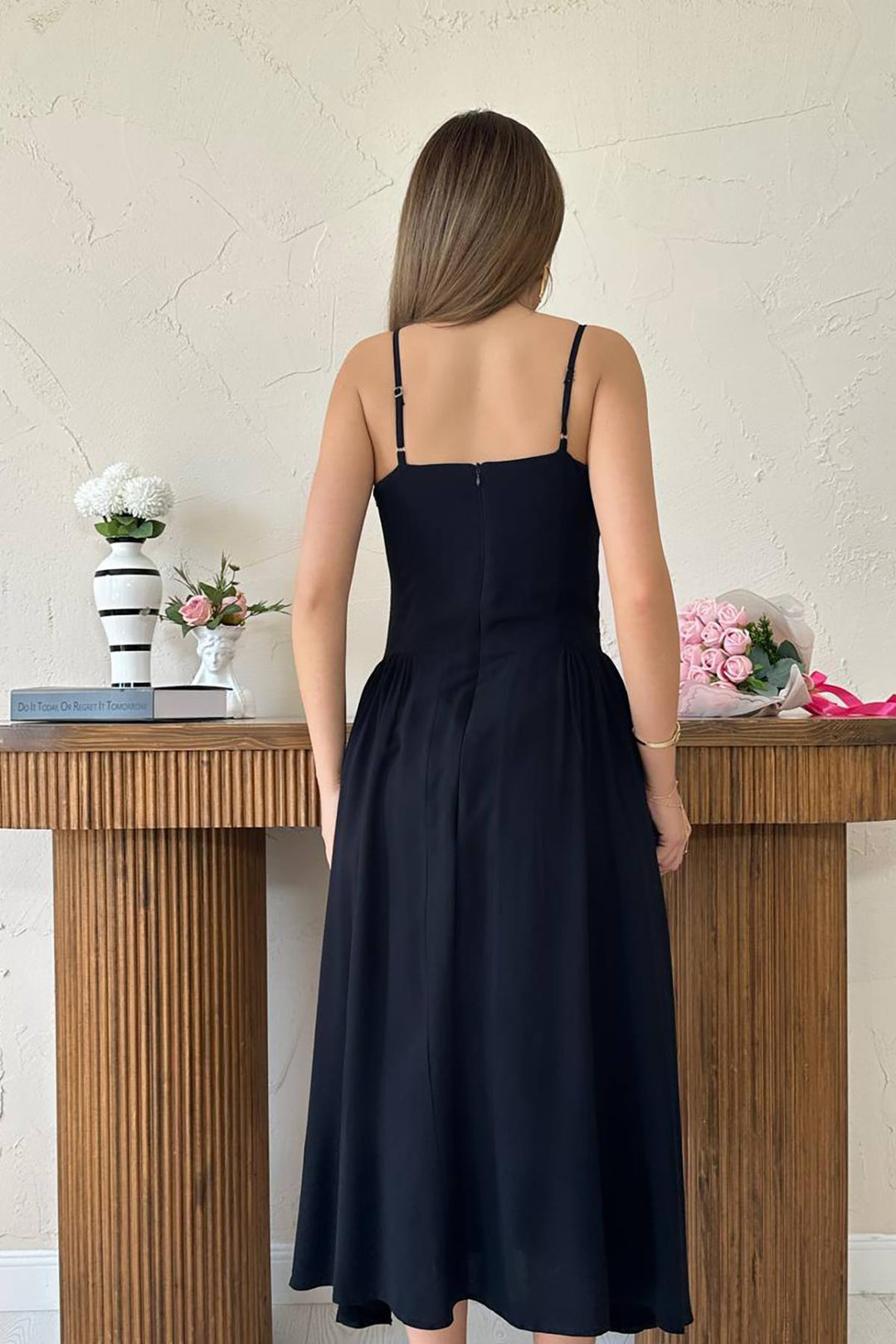 ELS Toptan Siyah Göğüs Kuplu Uzun Büzgülü Elbise - Joplin