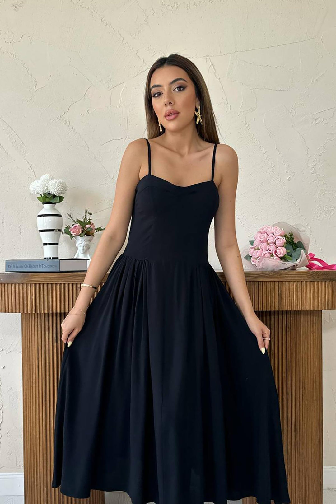 ELS Toptan Siyah Göğüs Kuplu Uzun Büzgülü Elbise - Joplin