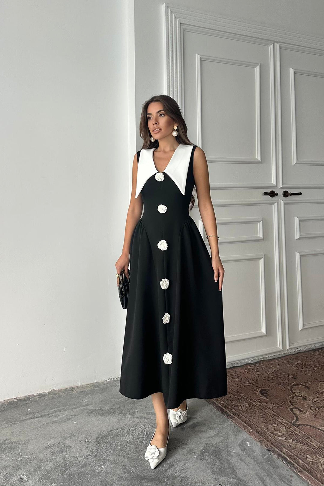 ELS Wholesale Black Rose Detailed Satin Dress - Cheshunt