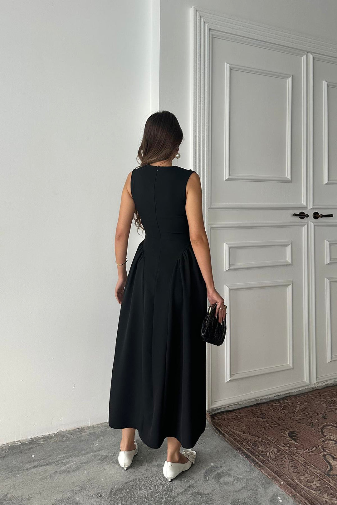 ELS Wholesale Black Rose Detailed Satin Dress - Cheshunt