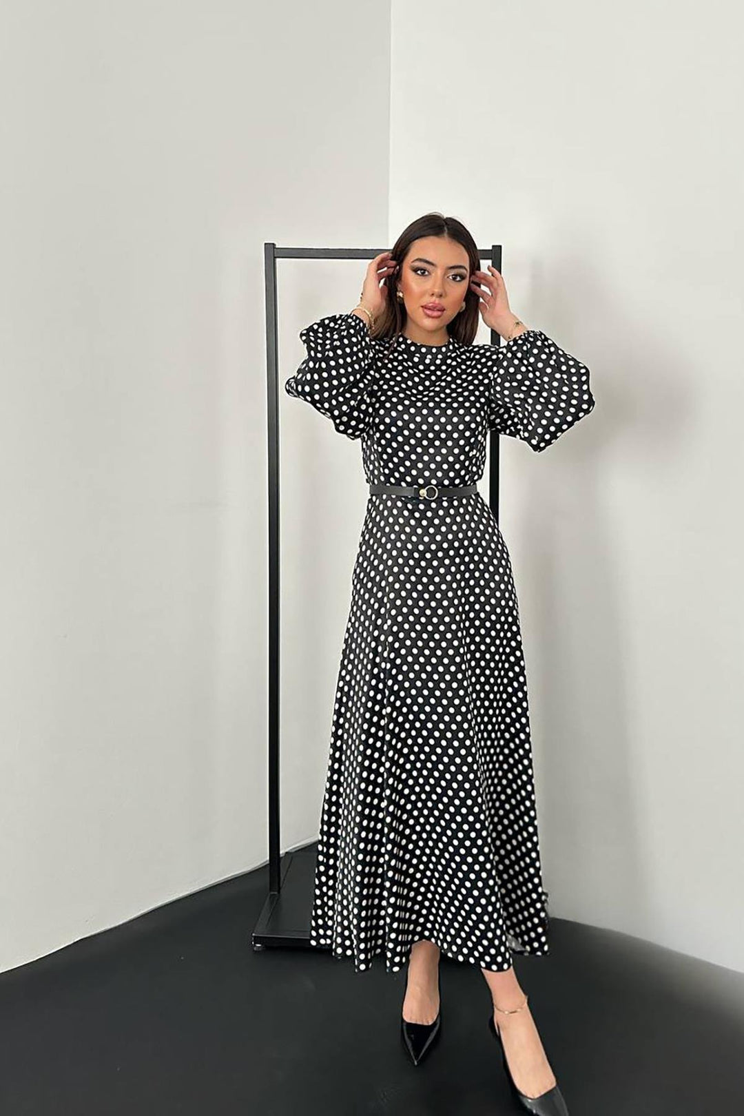 ELS Toptan Siyah Kemer Detaylı Puantiyeli Elbise - Orland Park