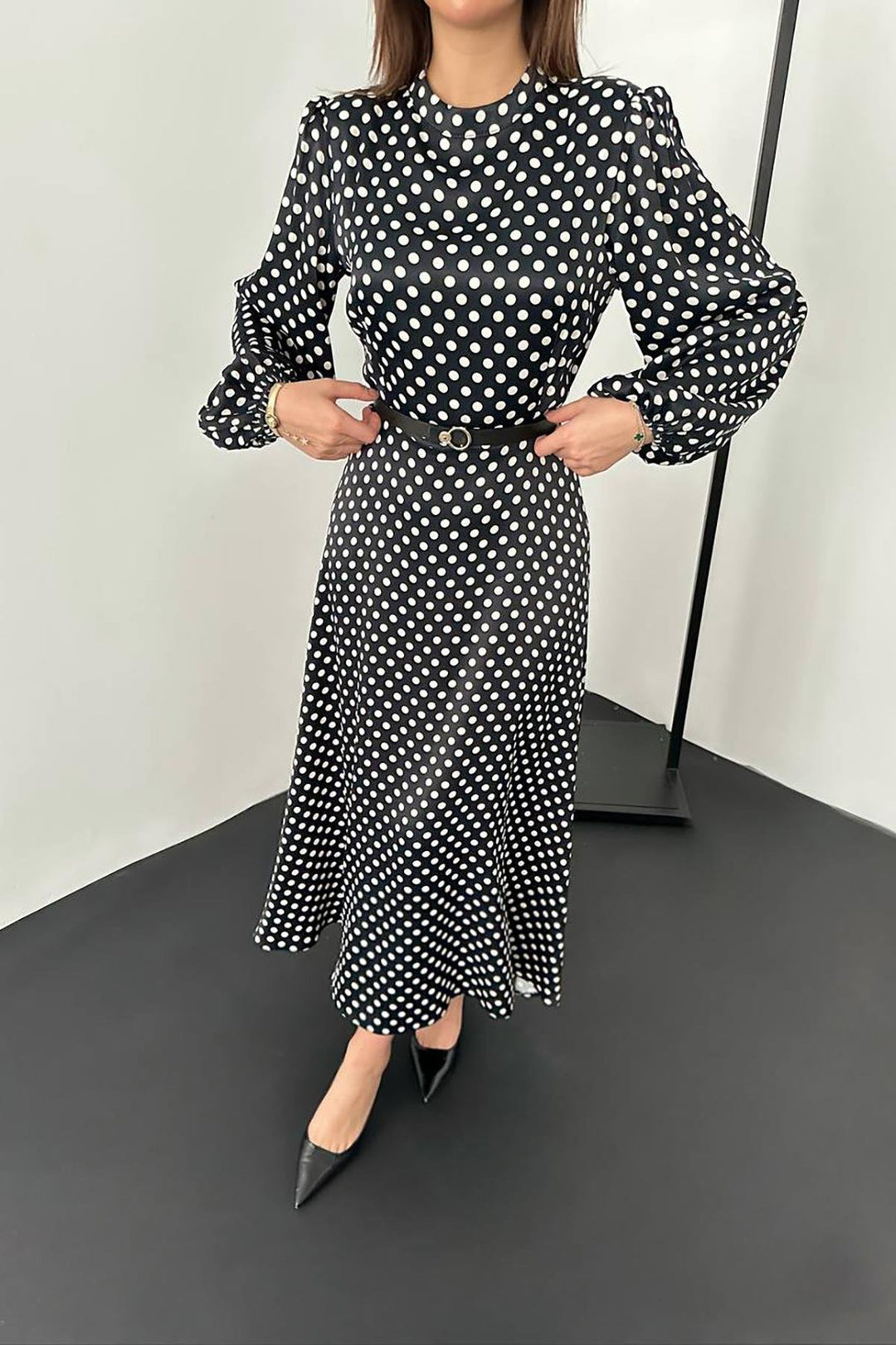 ELS Toptan Siyah Kemer Detaylı Puantiyeli Elbise - Orland Park