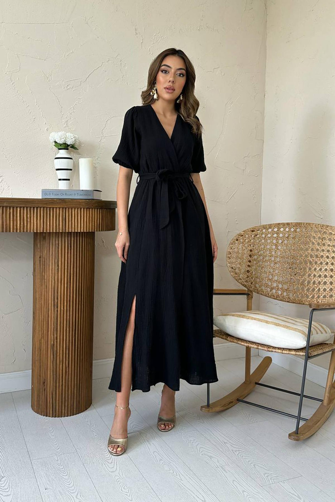 ELS Toptan Siyah Kruvaze Yaka Müslin Keten Elbise - Sankt Pölten