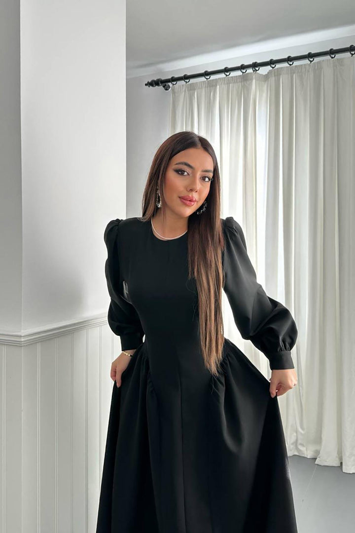 ELS Toptan Siyah Yanları Büzgülü Uzun Kollu Elbise - Barcelos