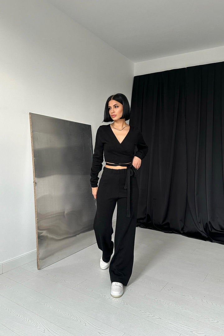 ELS Knit Set - Black - Greece