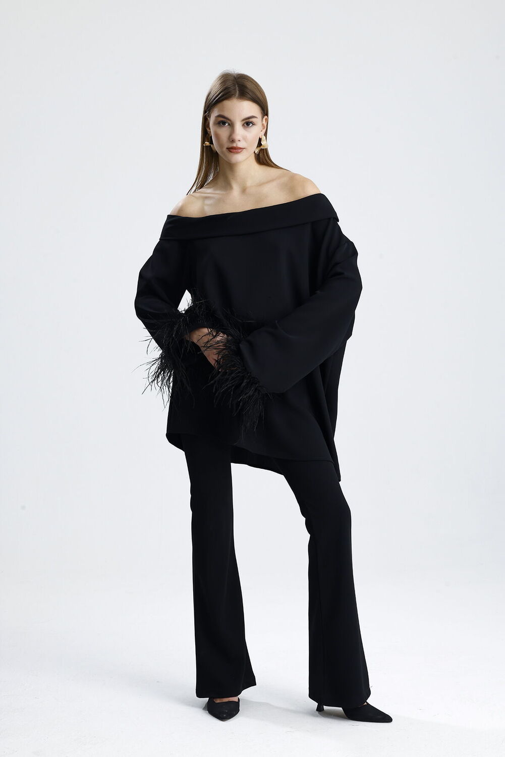 SNS Sense Black Feather Detailed Open Shoulder Black Blouse and Pants Set - Stylish and Modern Women's Set - Georgetown