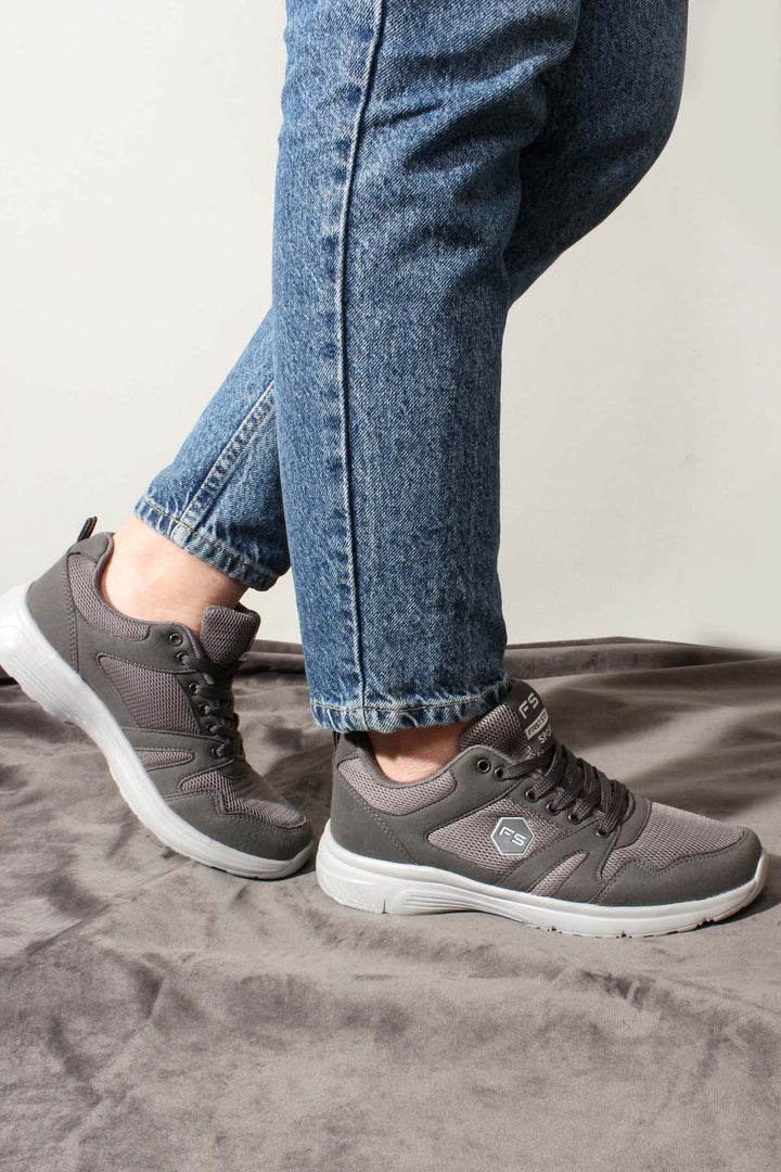FST Unisex Sneaker Shoe 589XA020 Smoke Gray - Cholet