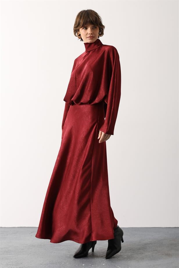 RYN BACK TIED LONG SATIN DRESS - Burgundy - Guildford