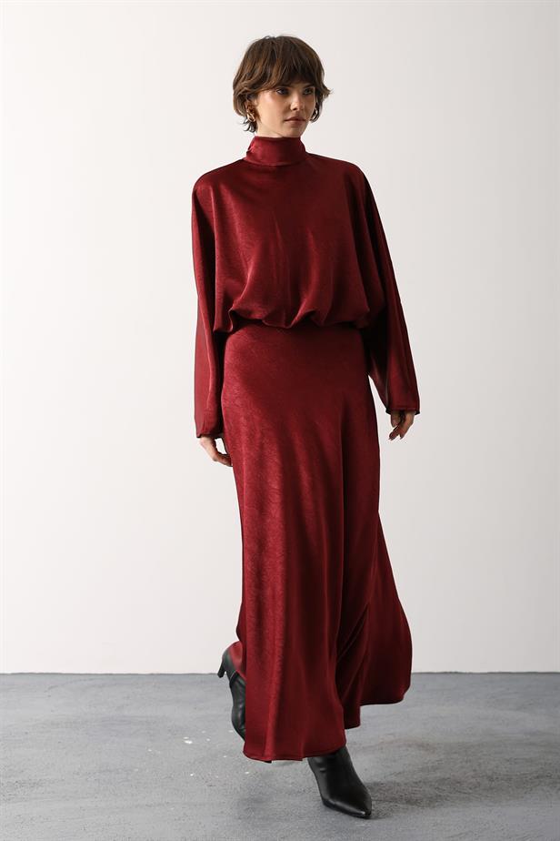 RYN BACK TIED LONG SATIN DRESS - Burgundy - Guildford