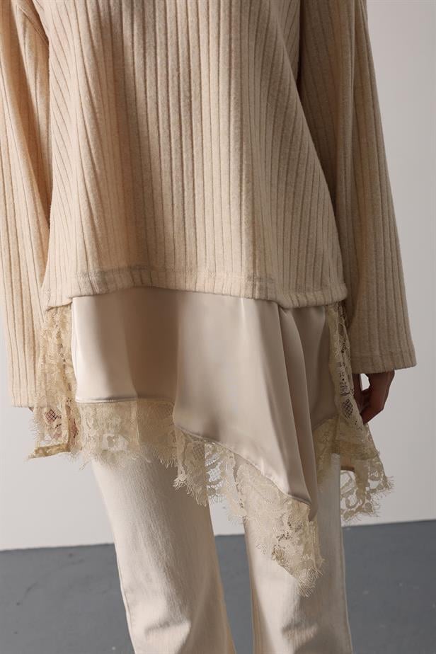RYN ASYMMETRIC LACE BLOUSE - Beige - Columbia