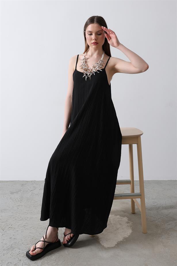 RYN Hanging Long Bell Dress - Black - Rubí