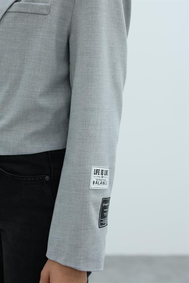 RYN Belted Elastic Jacket - Gray - Carpi