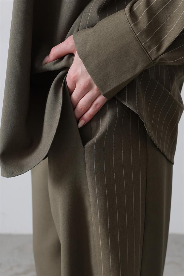 RYN Line Detailed Loose Fit Suit - Khaki - Oxford