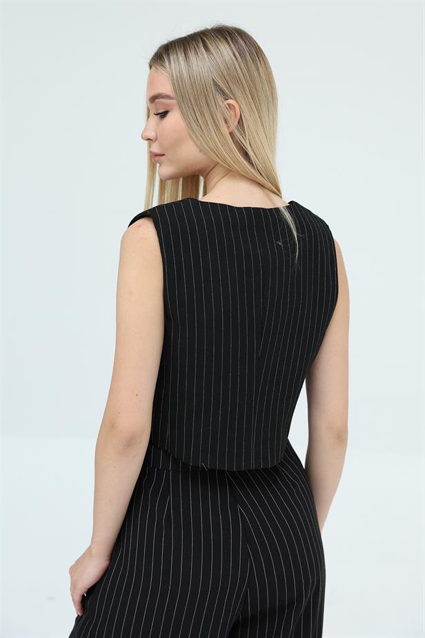 RYN Striped Vest - Black - Jáltipan de Morelos