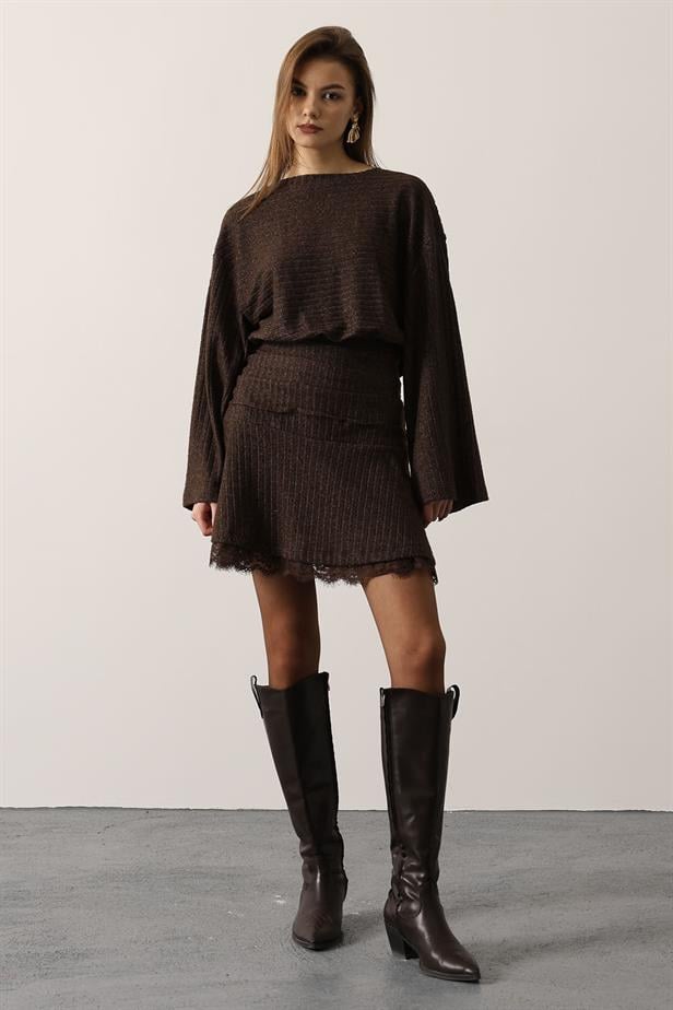 RYN LACE DETAIL DRESS - Brown - Munich