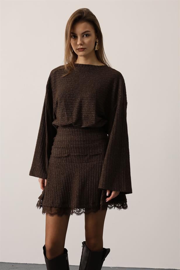 RYN LACE DETAIL DRESS - Brown - Munich