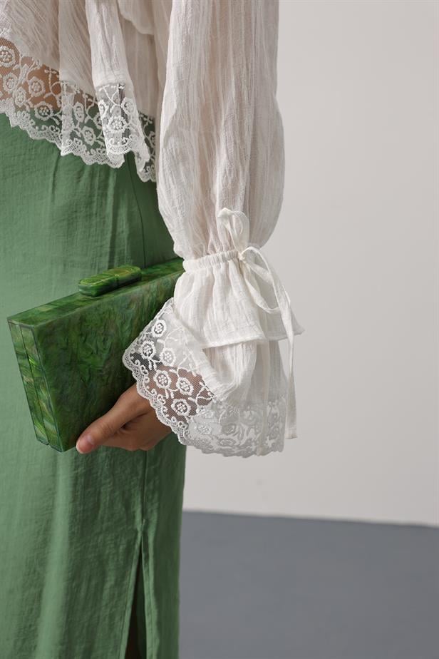 RYN Lace Ruffled Bohemian Blouse - White - Eindhoven