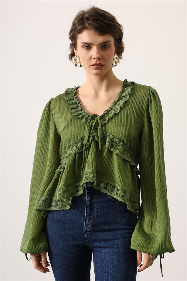 RYN LACE LONG SLEEVE BLOUSE - Green - Beaverton