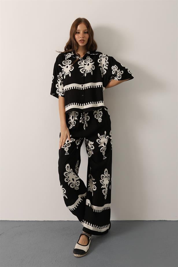 RYN Patterned Short Sleeve Shirt Suit - Black - Chemnitz