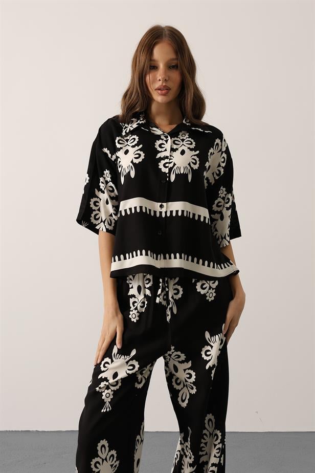 RYN Patterned Short Sleeve Shirt Suit - Black - Chemnitz
