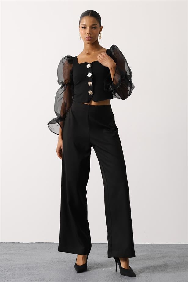 RYN GOLD DETAIL BLOUSE - Black - Chapel Hill
