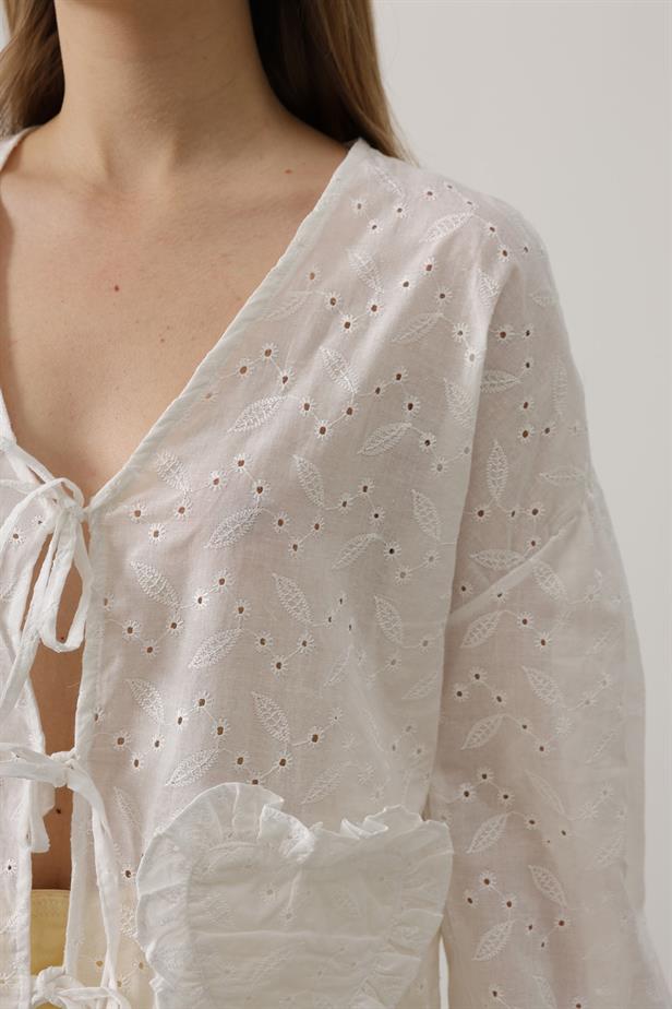 RYN Heart Detailed Tied Brocade Blouse - White - Alameda