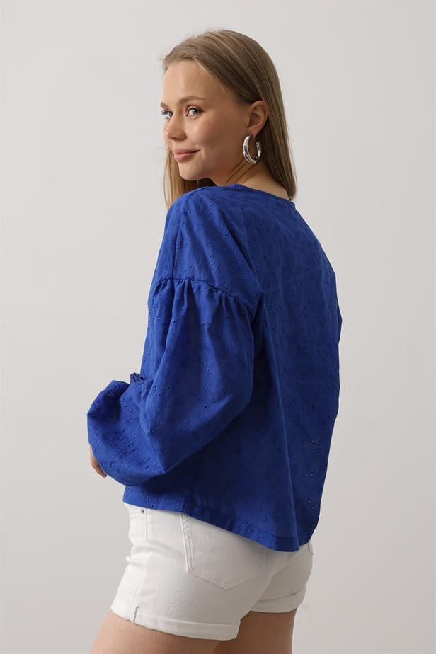 RYN Heart Detailed Tied Brode Blouse - Blue - Ossining