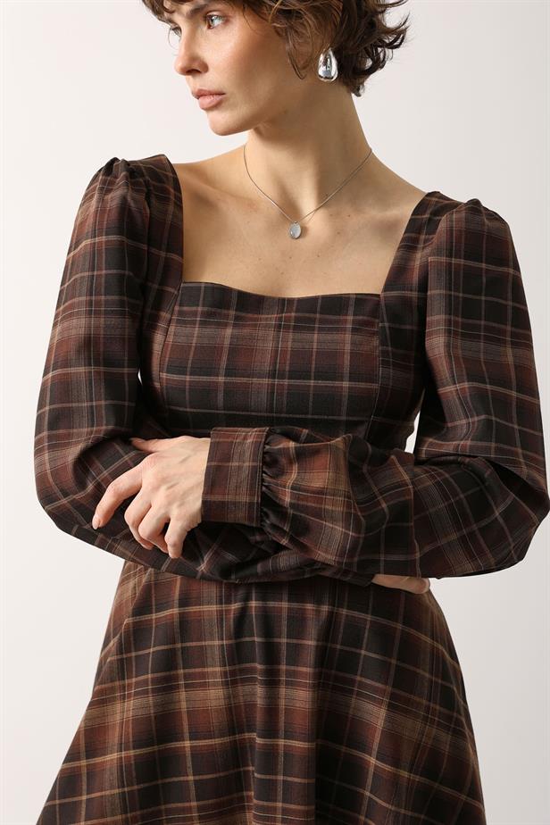 RYN KARE YAKA KEMERLİ EKOSE ELBİSE - Kahve-Siyah - Owensboro