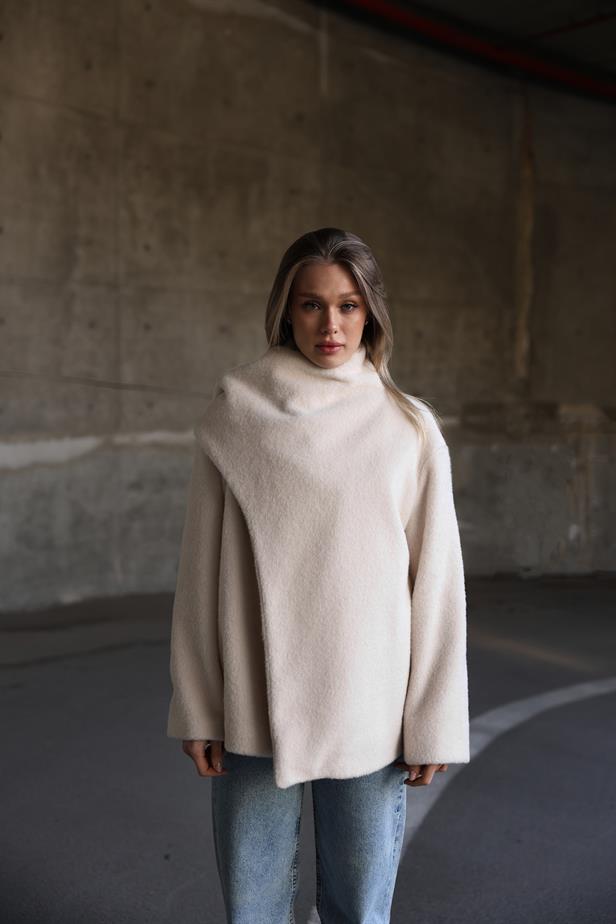 RYN Self-Scarf Coat - Ecru - Melito di Napoli