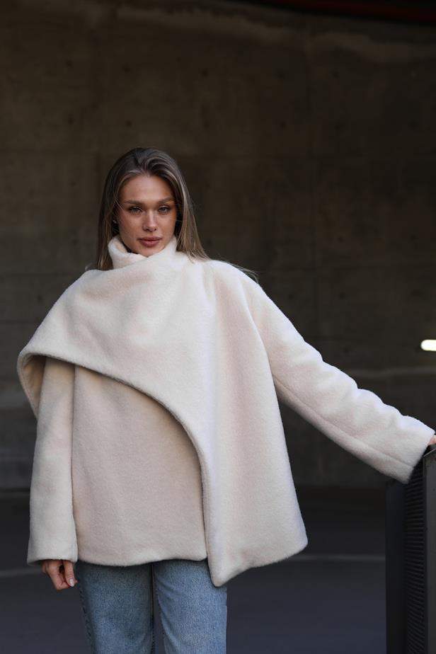 RYN Self-Scarf Coat - Ecru - Melito di Napoli