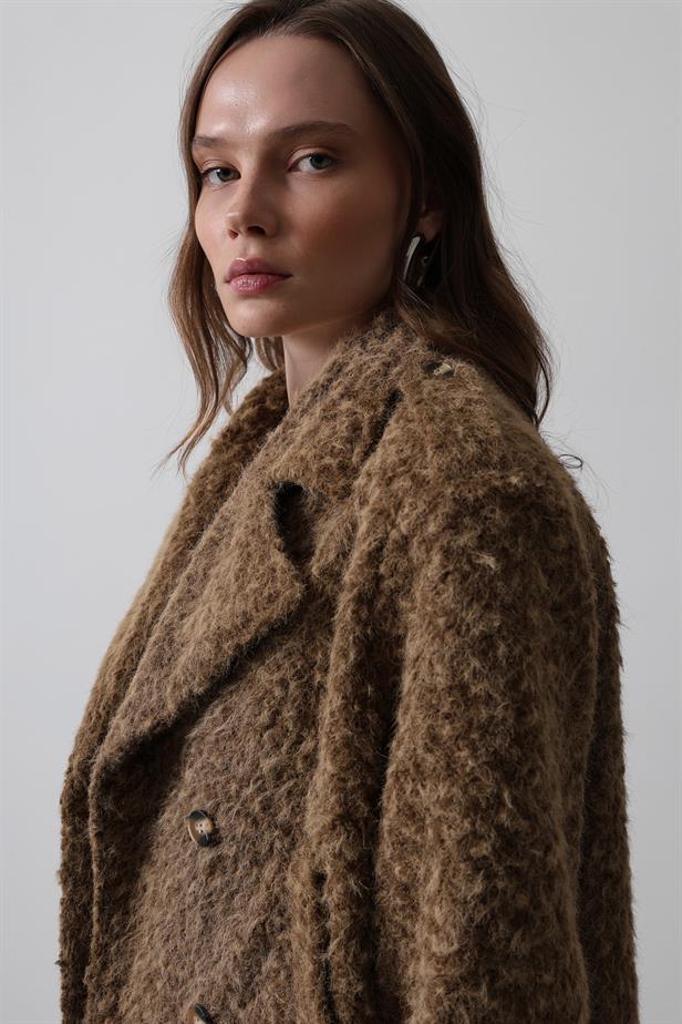 RYN Short Stamp Jacket - Brown - Whangarei