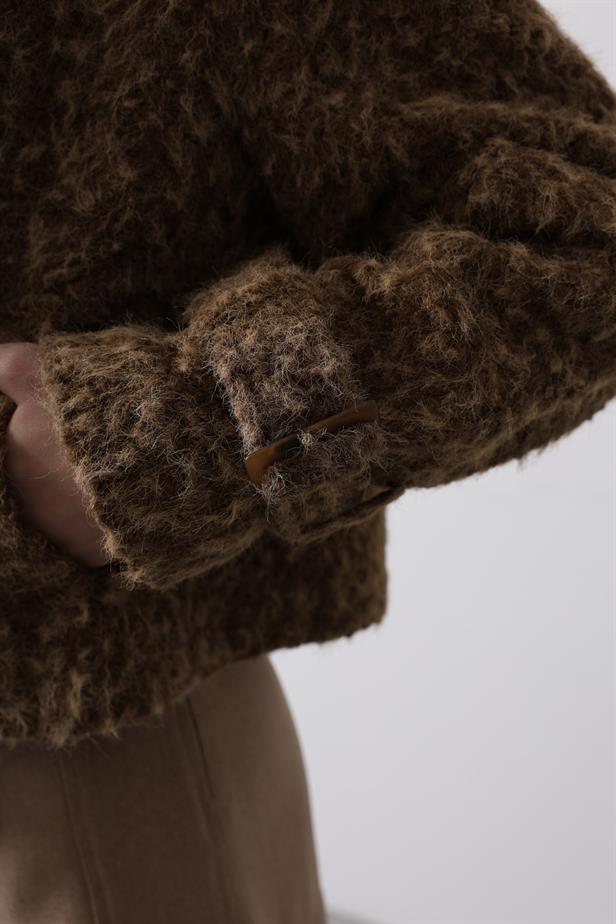 RYN Short Stamp Jacket - Brown - Whangarei
