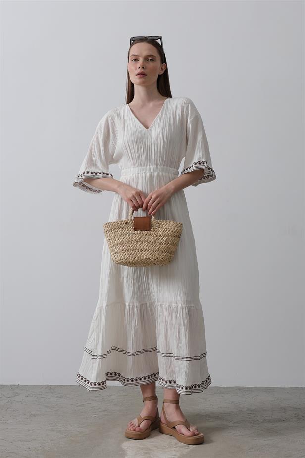 RYN Sleeve Skirt Embroidered Dress - White - Roncaglia