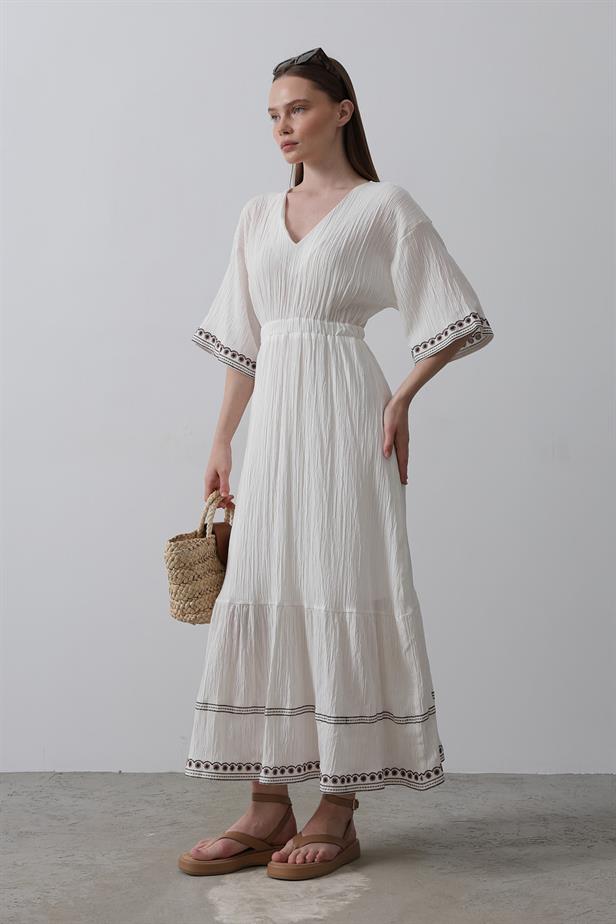 RYN Sleeve Skirt Embroidered Dress - White - Roncaglia