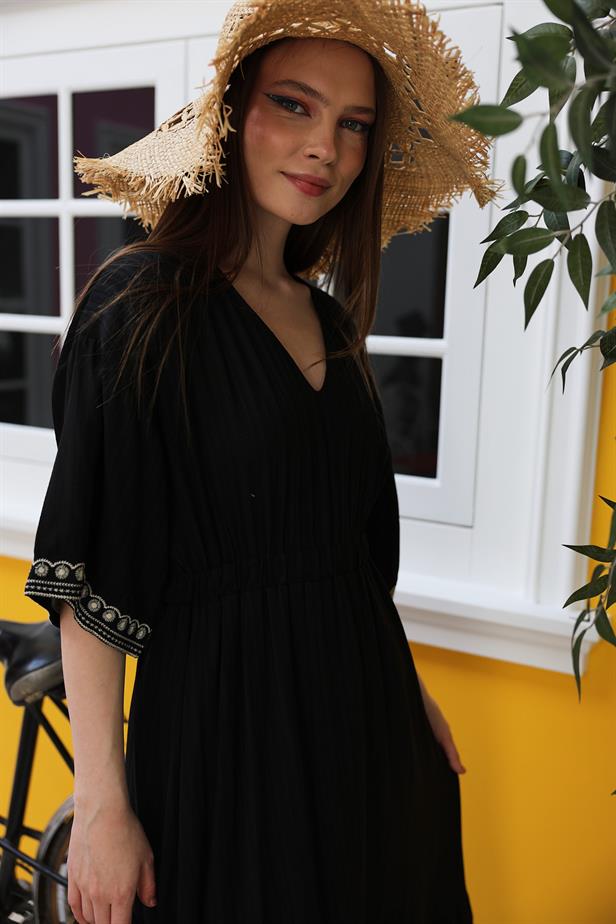 RYN Sleeve Skirt Embroidered Dress - Black - Bozeman