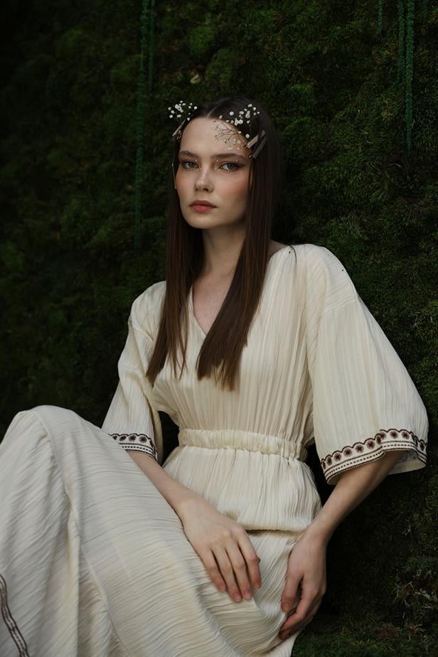 RYN Sleeve Skirt Embroidered Dress - Stone - Lynchburg