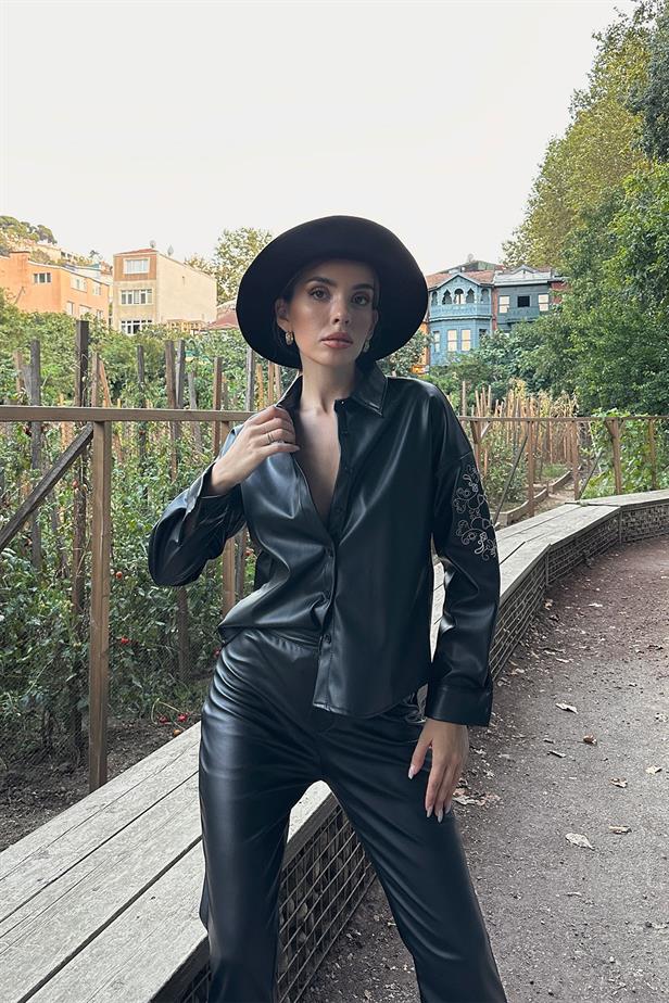 RYN Embroidered Leather Set - Black - Kardítsa