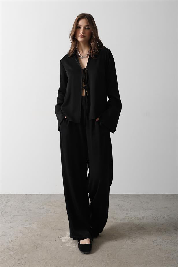 RYN Front Pleated Blouse and Pants Set - Black - Úbeda