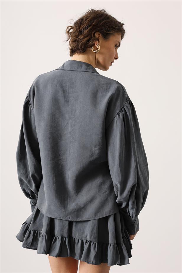 RYN OVERSIZED SLEEVE DETAIL SHIRT - Gray - Bridgeport