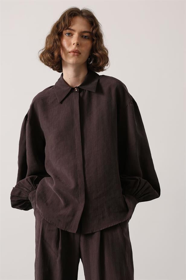 RYN OVERSIZED SLEEVE DETAIL SHIRT - Brown - Boucherville