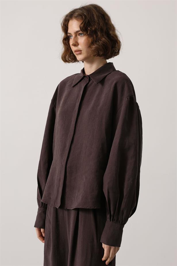 RYN OVERSIZED SLEEVE DETAIL SHIRT - Brown - Boucherville
