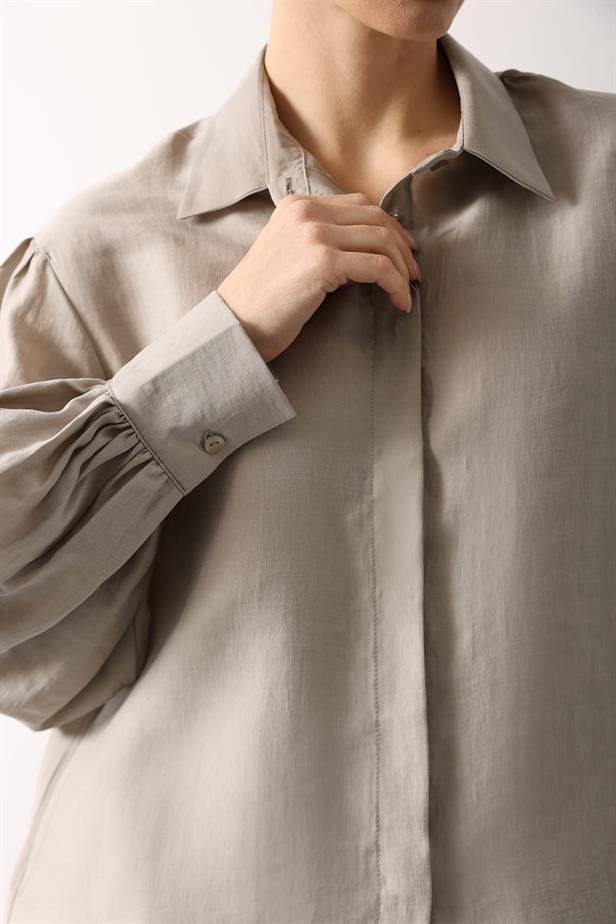 RYN OVERSIZED SLEEVE DETAIL SHIRT - Stone - Portici