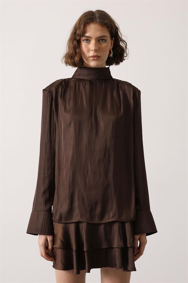 RYN SATIN PILE DETAILED BLOUSE - Brown - Delray Beach