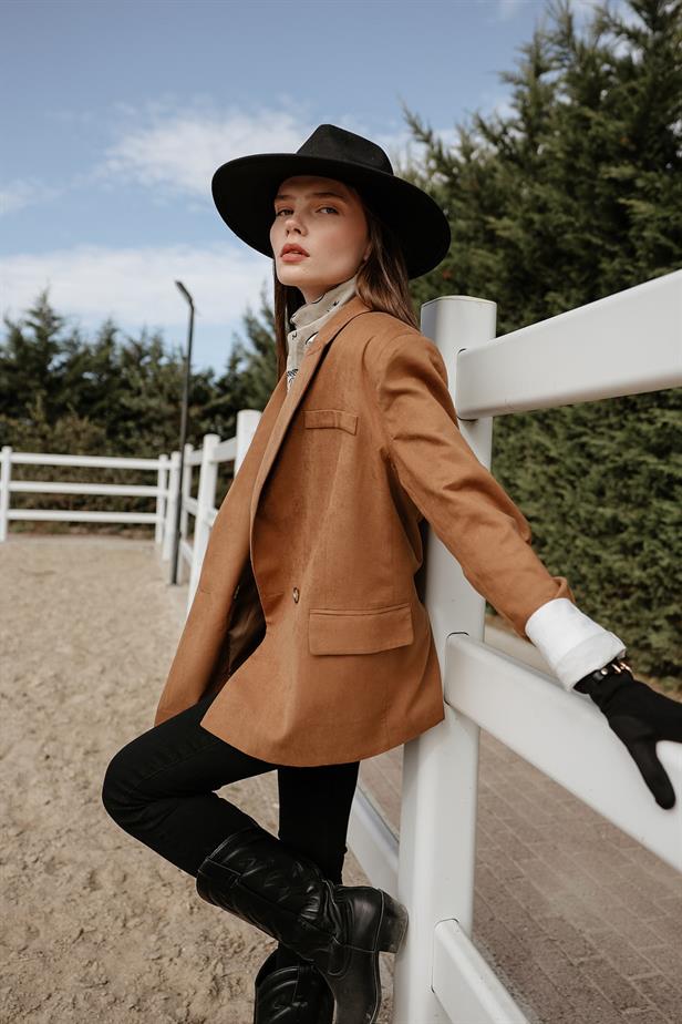 RYN Suede Blazer - Camel - Manhattan