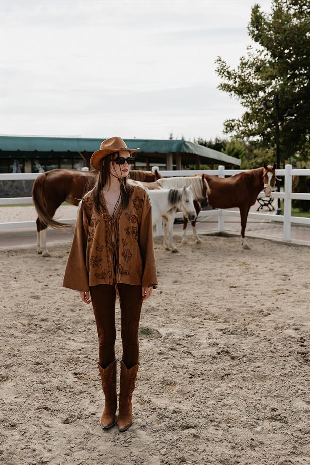 RYN Suede Jacket with Fringes - Camel - Sindelfingen