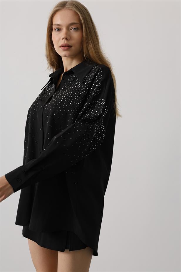 RYN Studded Pointed Collar Shirt - Black - Moncalieri