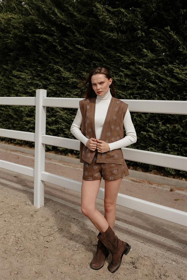 RYN Studded Suede Vest - Mink - Tulancingo