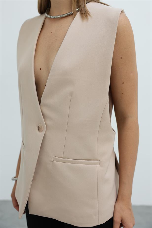 RYN Long Buttoned Vest - Stone - Saanich