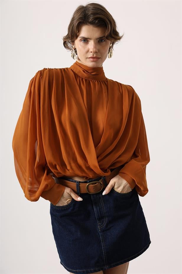 RYN VOLANLI DİK YAKA BLUZ - Camel - Abertawe