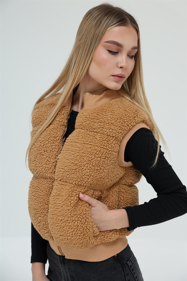 RYN WELSOFT VEST - Camel - Schwerin